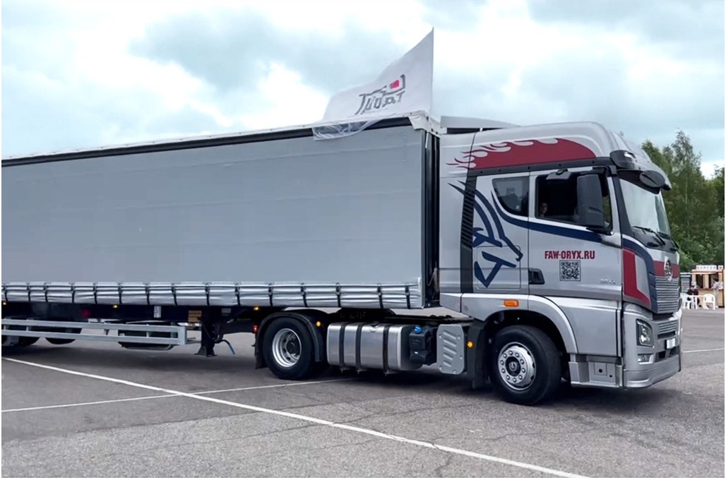 Техника Тонар на Truck Day!