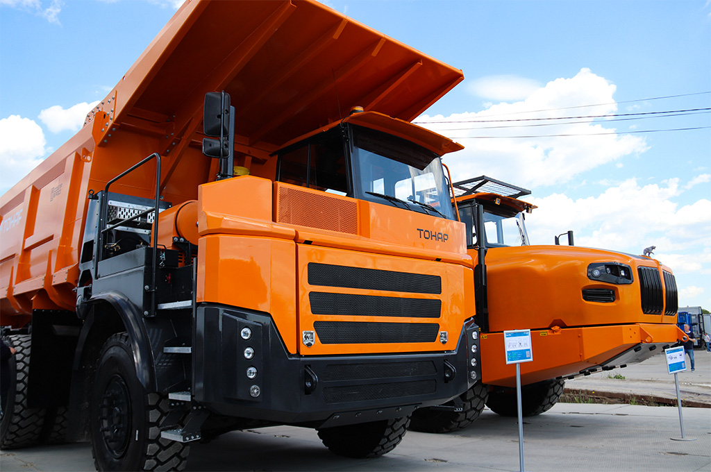 Внедорожный автомобиль Тонар-7504 Внедорожный автомобиль Тонар-7504